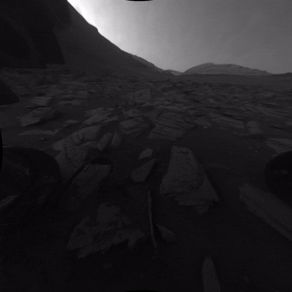 This is how a day looks on Mars Curiosity rover sends video from dawn